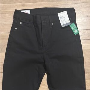 Gap Black True Skinny NWT Jeans 28/6 Short